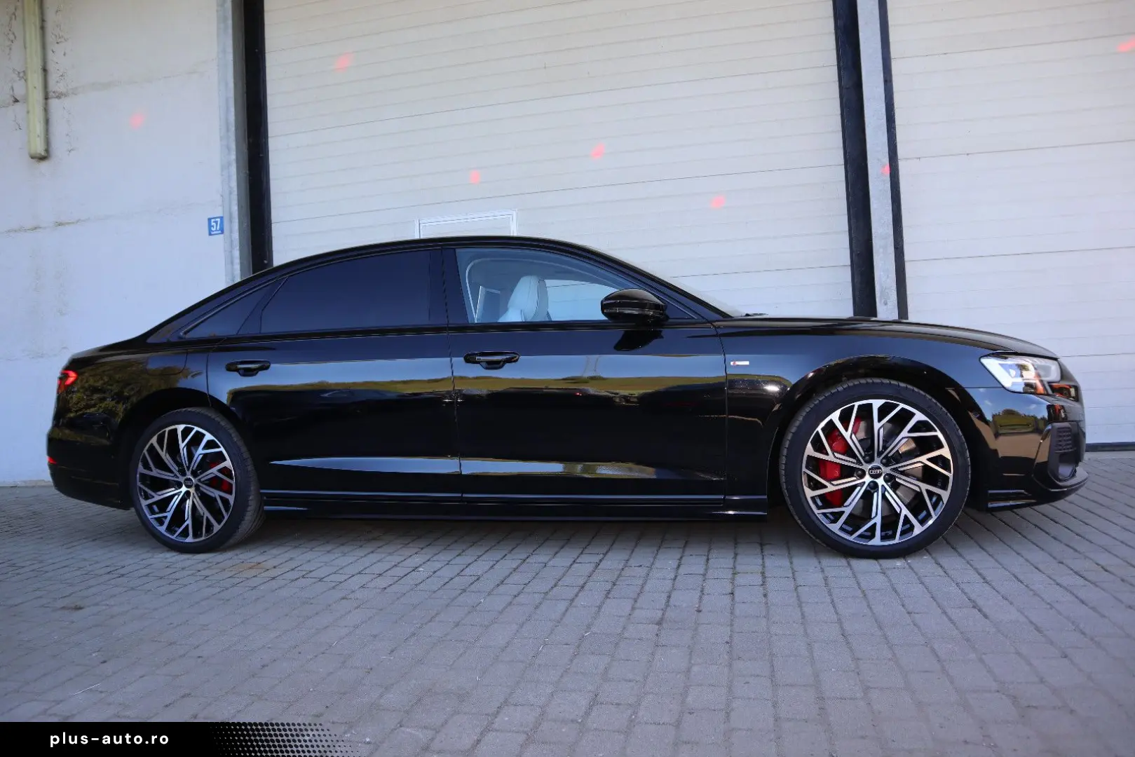 AUDI A8L 60 TFSIe lang FULL-EXCLUSIVE   UPE 190.975 -