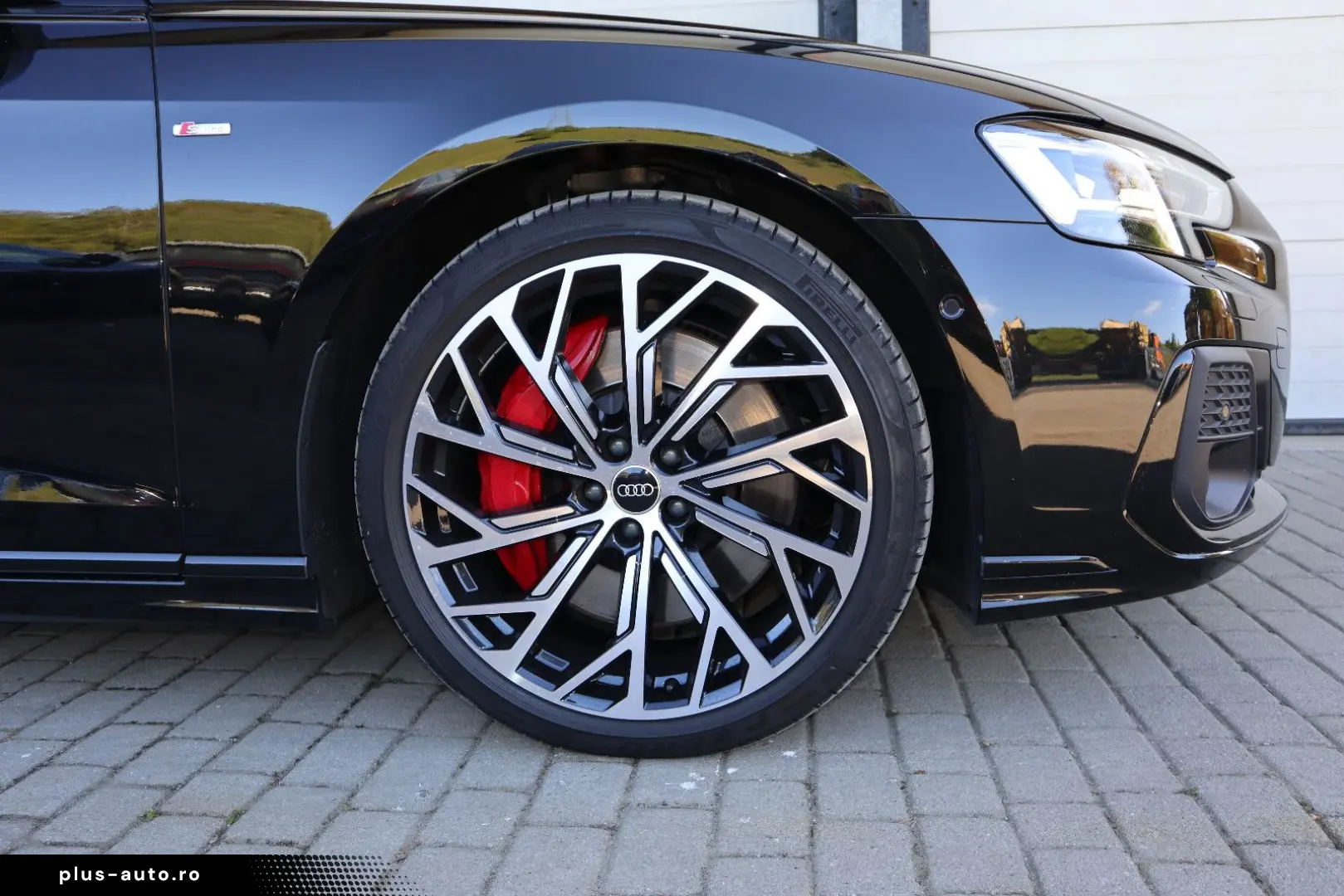 AUDI A8L 60 TFSIe lang FULL-EXCLUSIVE   UPE 190.975 -