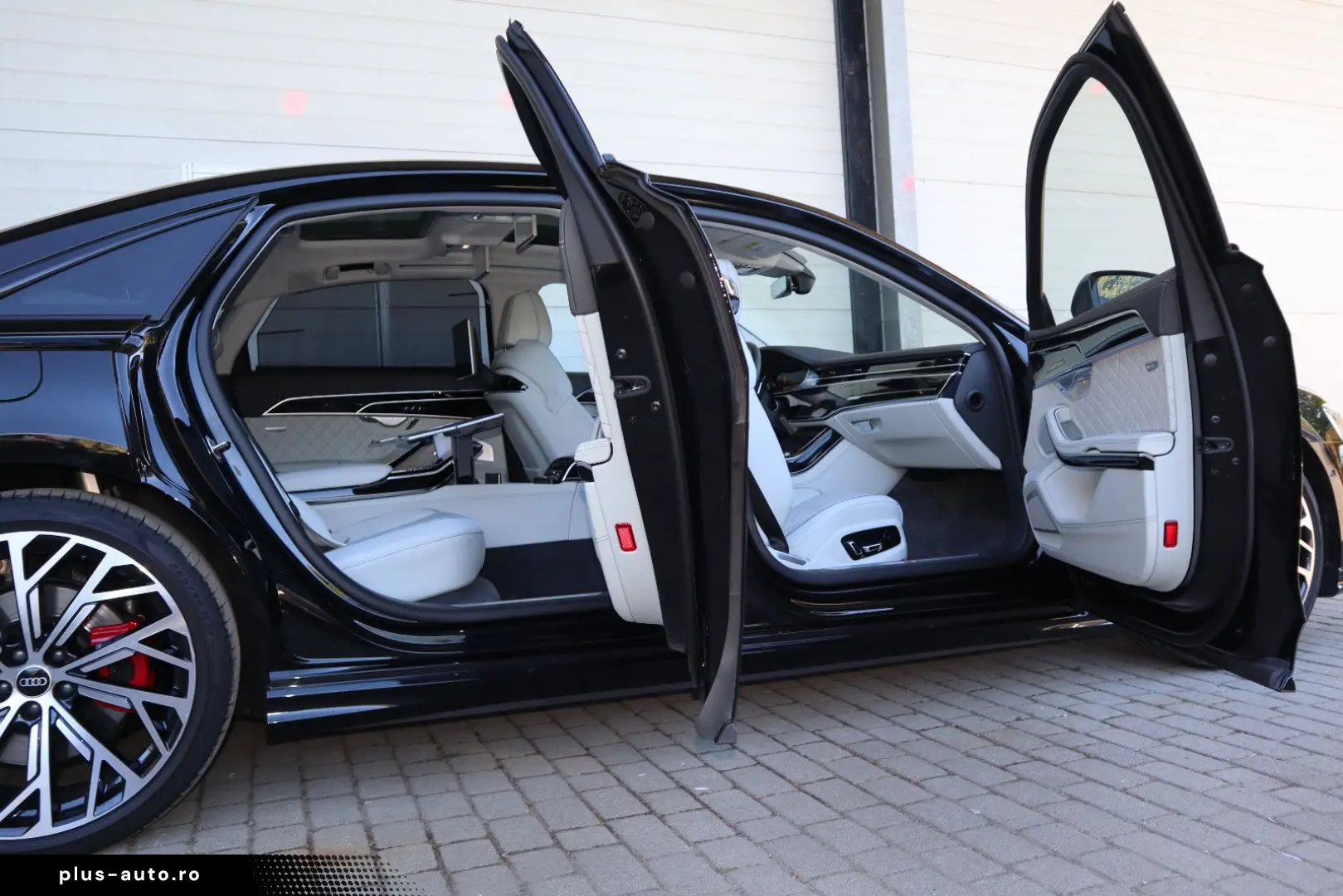 AUDI A8L 60 TFSIe lang FULL-EXCLUSIVE   UPE 190.975 -