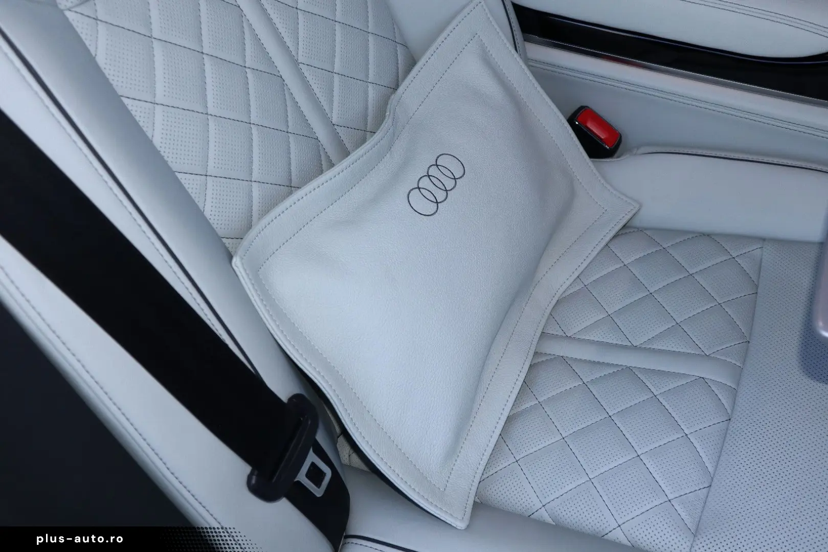AUDI A8L 60 TFSIe lang FULL-EXCLUSIVE   UPE 190.975 -
