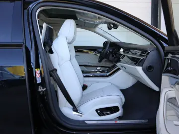 AUDI A8L 60 TFSIe lang FULL-EXCLUSIVE   UPE 190.975 -
