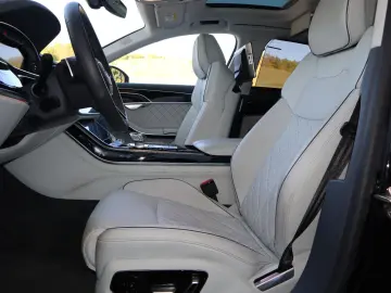 AUDI A8L 60 TFSIe lang FULL-EXCLUSIVE   UPE 190.975 -