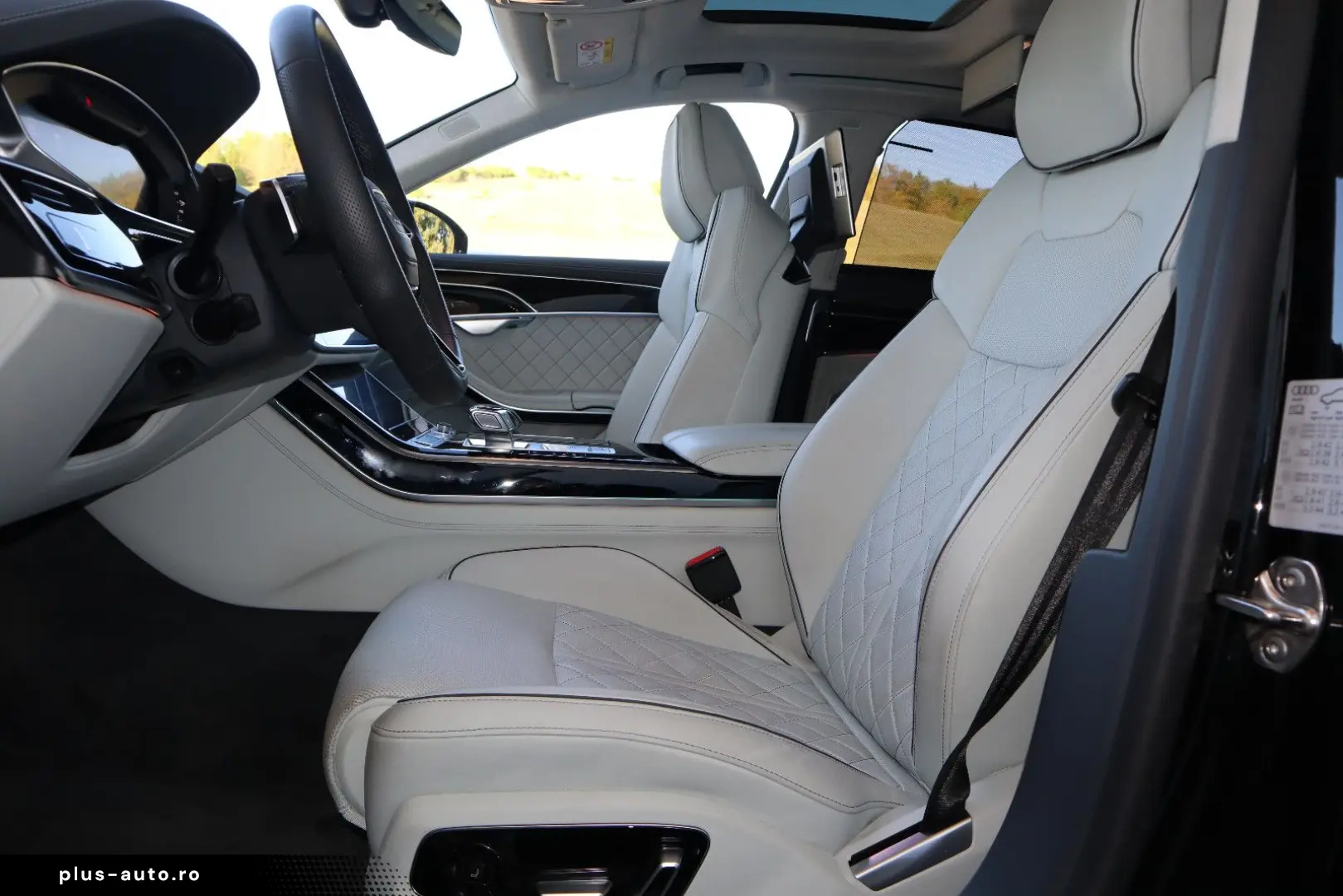 AUDI A8L 60 TFSIe lang FULL-EXCLUSIVE   UPE 190.975 -