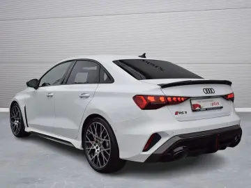 AUDI RS 3 Limo qu S-tr.  Matrix Pano SONOS Navi RüKam