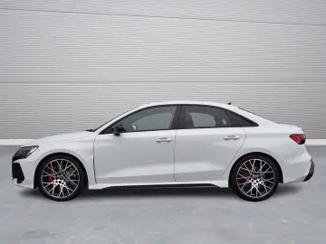 AUDI RS 3 Limo qu S-tr.  Matrix Pano SONOS Navi RüKam