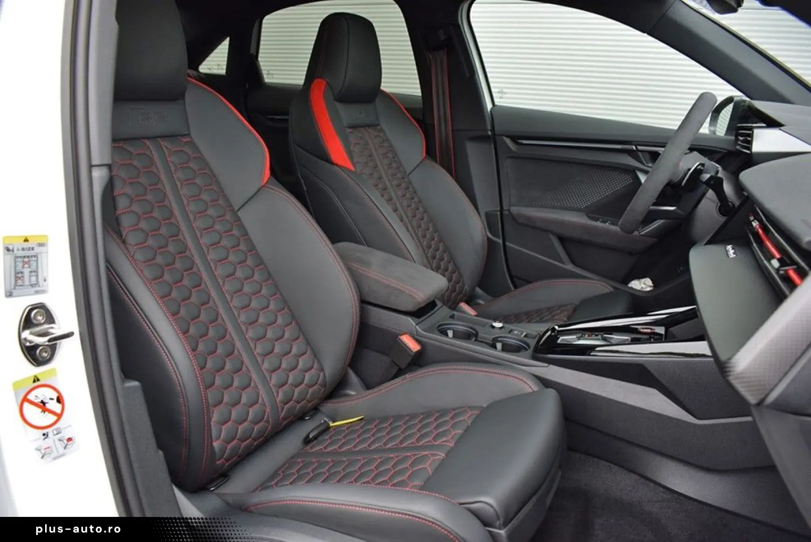 AUDI RS 3 Limo qu S-tr.  Matrix Pano SONOS Navi RüKam