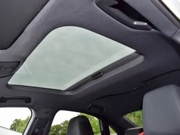 AUDI RS 3 Limo qu S-tr.  Matrix Pano SONOS Navi RüKam