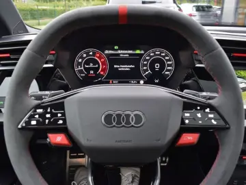 AUDI RS 3 Limo qu S-tr.  Matrix Pano SONOS Navi RüKam