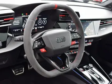 AUDI RS 3 Limo qu S-tr.  Matrix Pano SONOS Navi RüKam