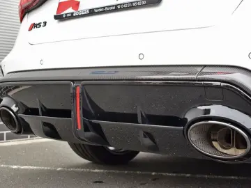 AUDI RS 3 Limo qu S-tr.  Matrix Pano SONOS Navi RüKam