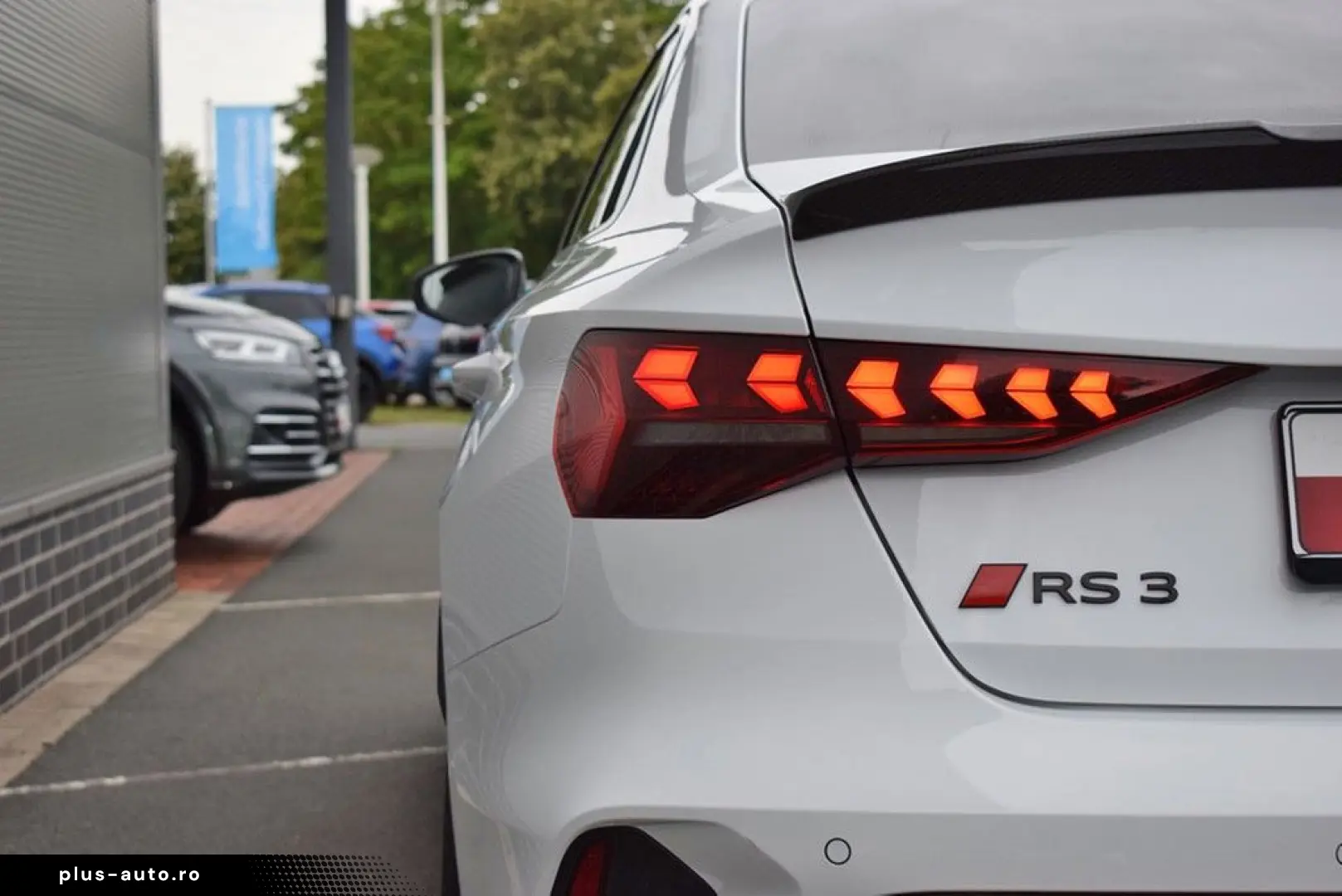 AUDI RS 3 Limo qu S-tr.  Matrix Pano SONOS Navi RüKam