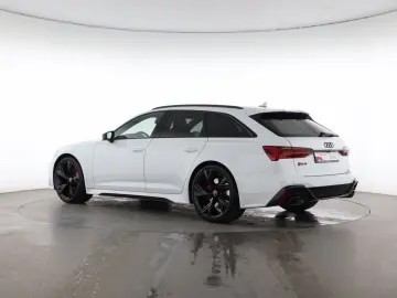 AUDI RS6 Avant TFSI quattro performance AHK   PANO