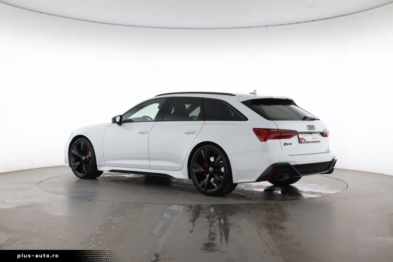 AUDI RS6 Avant TFSI quattro performance AHK   PANO