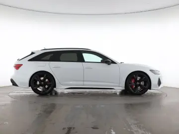 AUDI RS6 Avant TFSI quattro performance AHK   PANO