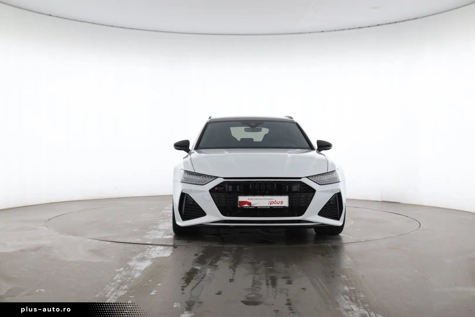 AUDI RS6 Avant TFSI quattro performance AHK   PANO