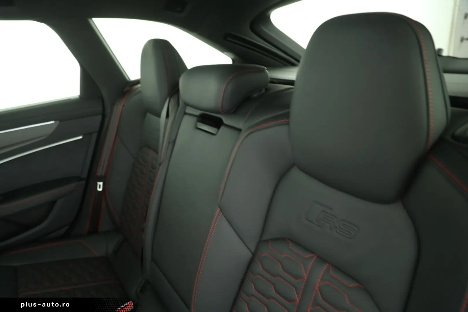 AUDI RS6 Avant TFSI quattro performance AHK   PANO