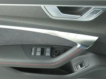 AUDI RS6 Avant TFSI quattro performance AHK   PANO