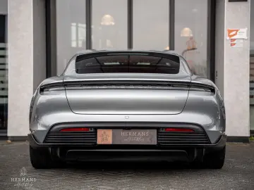 PORSCHE Taycan Performance 94 kWh   Battery Plus   BOSE