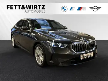 BMW 530e Pano Head-Up DA&PAProf. H K