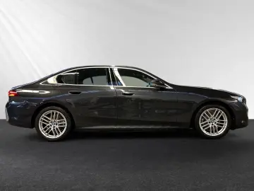BMW 530e Pano Head-Up DA&PAProf. H K
