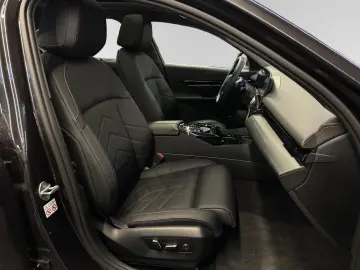 BMW 530e Pano Head-Up DA&PAProf. H K
