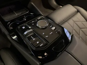 BMW 530e Pano Head-Up DA&PAProf. H K