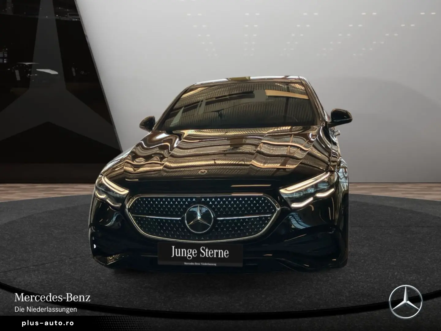 MERCEDES-BENZ E 220 d AMG Adv.  PANO NIGHT 20  DISTR&hellip;