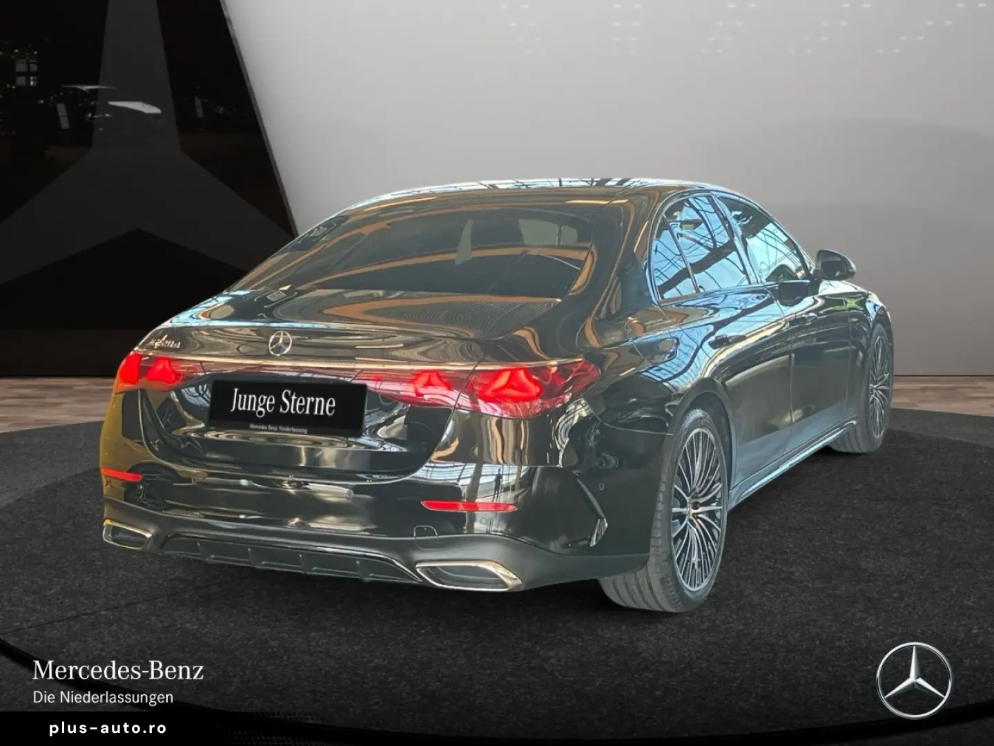MERCEDES-BENZ E 220 d AMG Adv.  PANO NIGHT 20  DISTR&hellip;