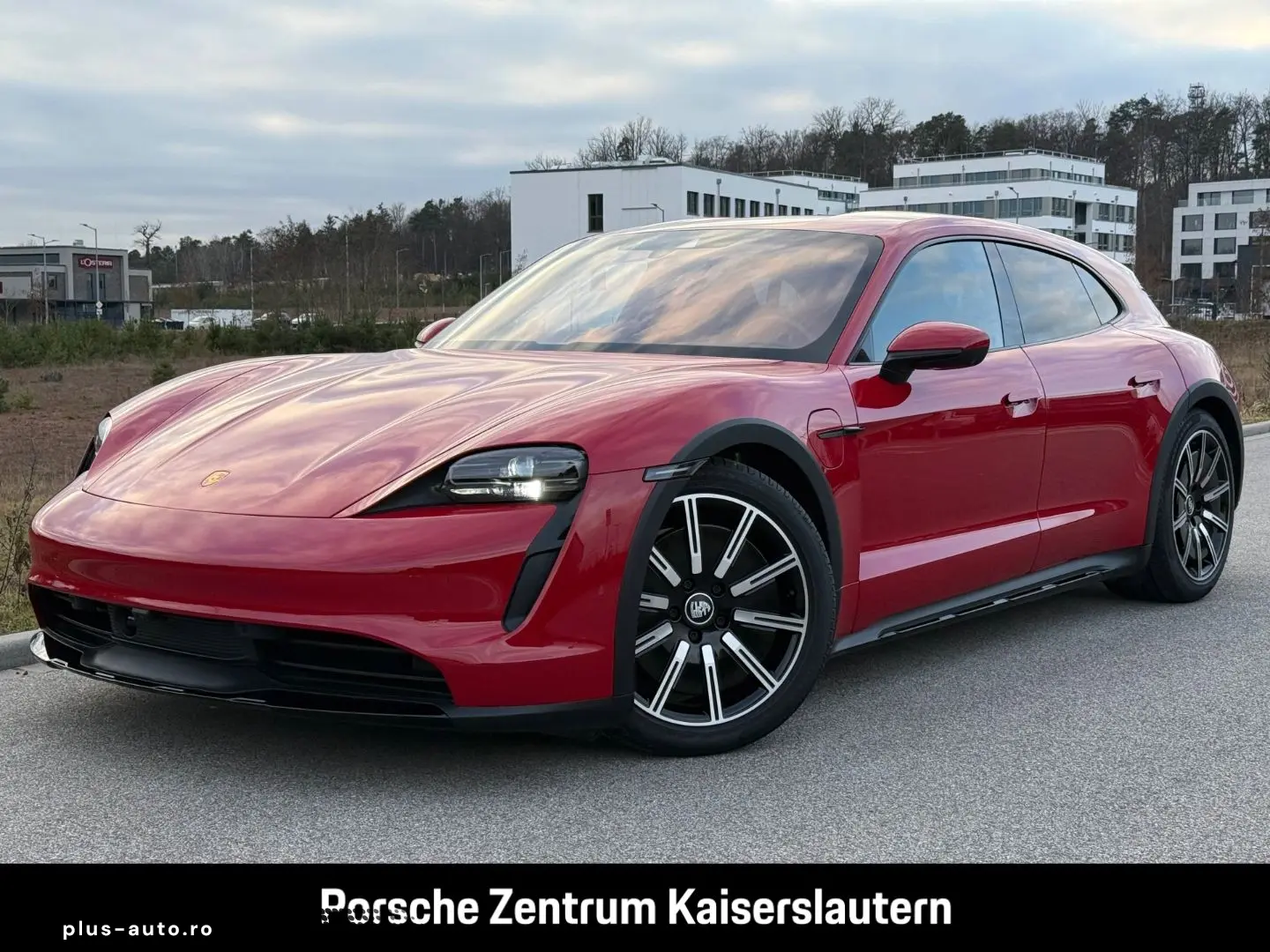 PORSCHE Taycan 4 Cross Turismo SurroundView Luftfederung