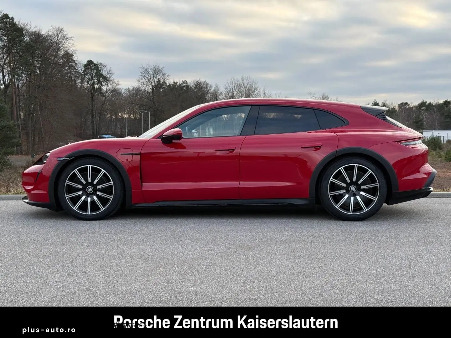 PORSCHE Taycan 4 Cross Turismo SurroundView Luftfederung