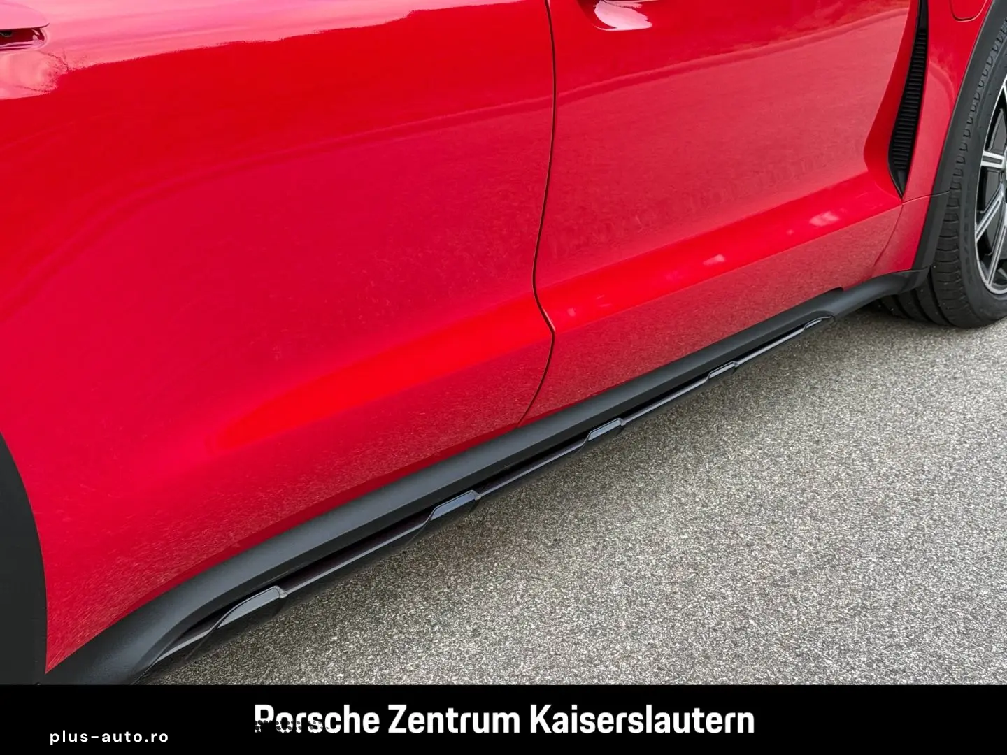 PORSCHE Taycan 4 Cross Turismo SurroundView Luftfederung
