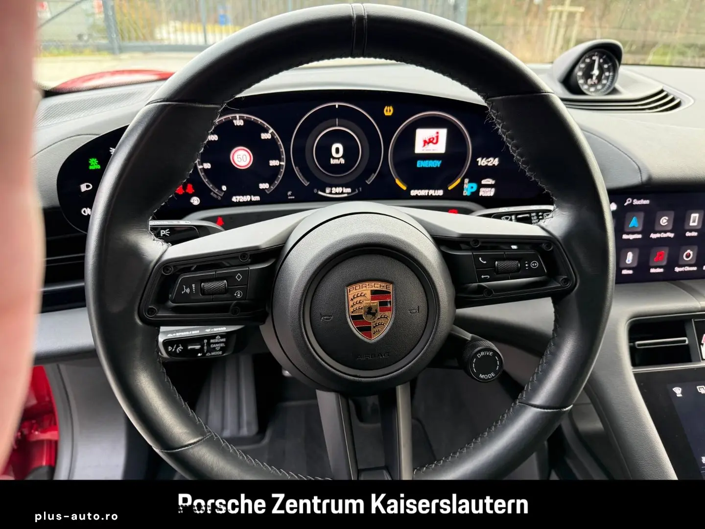 PORSCHE Taycan 4 Cross Turismo SurroundView Luftfederung