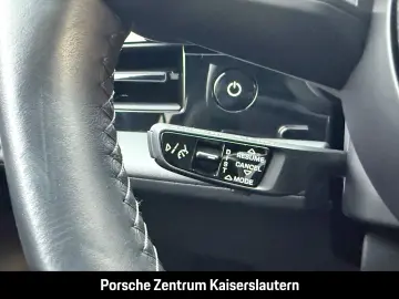 PORSCHE Taycan 4 Cross Turismo SurroundView Luftfederung