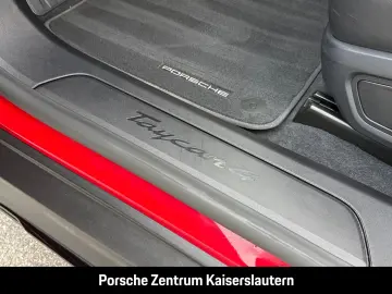 PORSCHE Taycan 4 Cross Turismo SurroundView Luftfederung