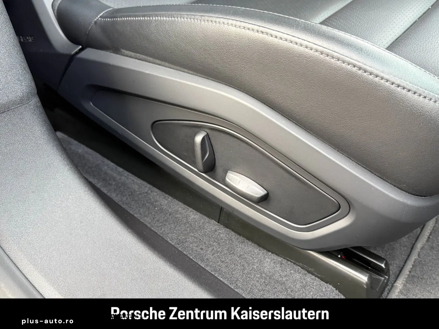 PORSCHE Taycan 4 Cross Turismo SurroundView Luftfederung