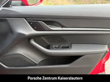 PORSCHE Taycan 4 Cross Turismo SurroundView Luftfederung