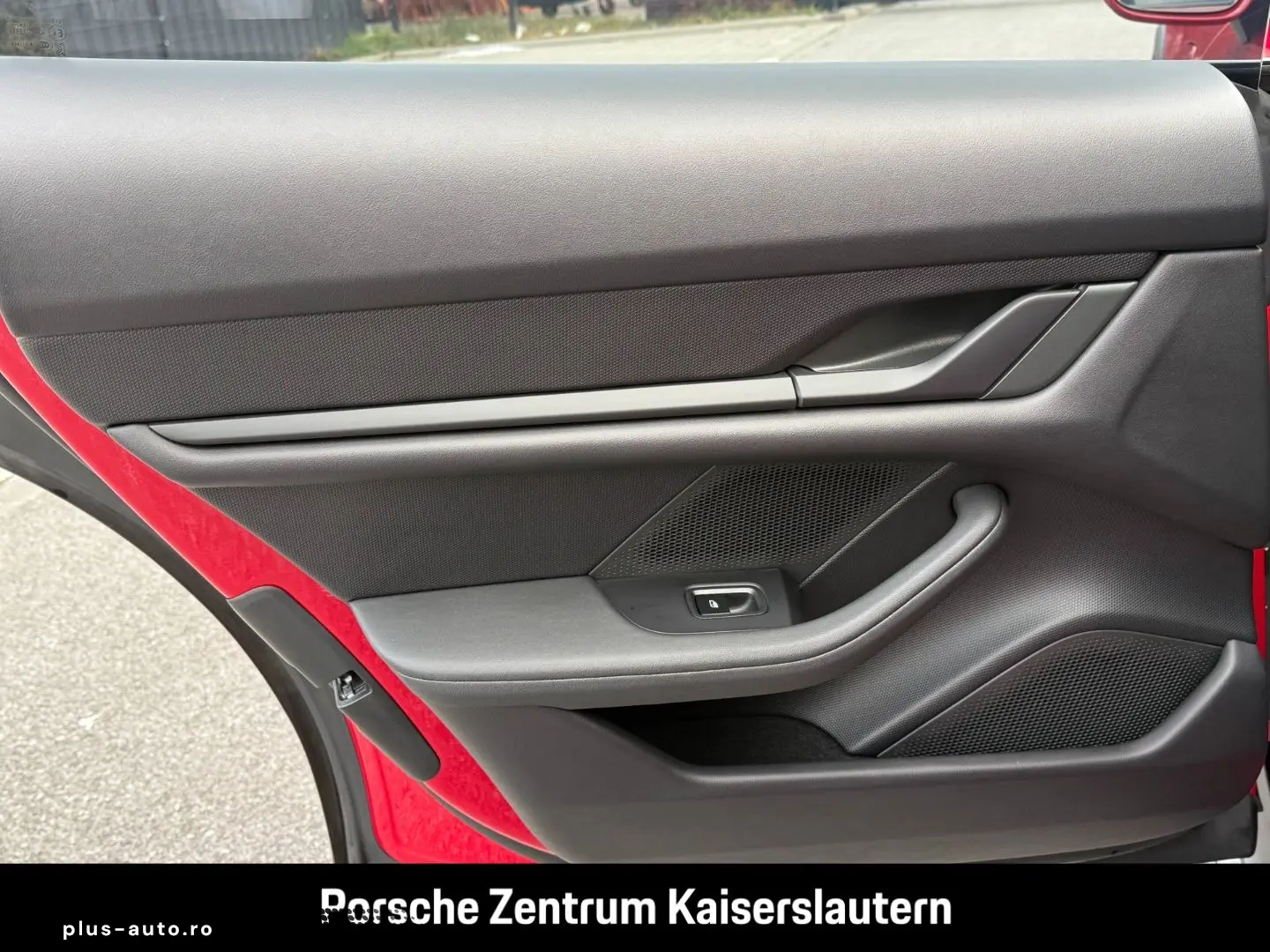 PORSCHE Taycan 4 Cross Turismo SurroundView Luftfederung