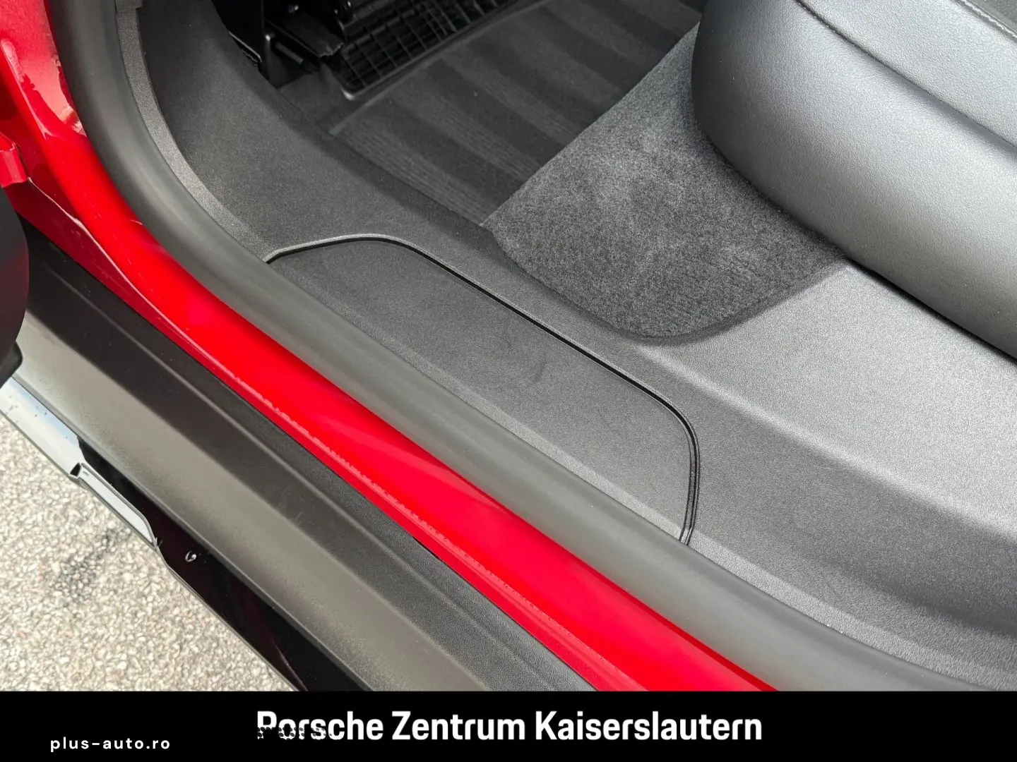 PORSCHE Taycan 4 Cross Turismo SurroundView Luftfederung