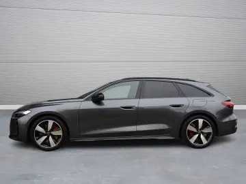 AUDI A5 Avant eHybrid quattro  S-line AHK Pano Matrix