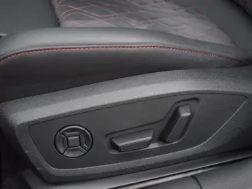 AUDI A5 Avant eHybrid quattro  S-line AHK Pano Matrix