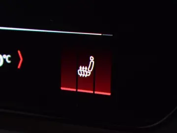 AUDI A5 Avant eHybrid quattro  S-line AHK Pano Matrix