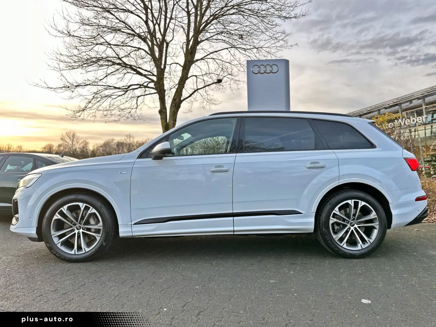 AUDI Q7 55TFSI qu S LINE BLACK HUD AHK PANO 7-SITZER