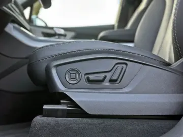 AUDI Q7 55TFSI qu S LINE BLACK HUD AHK PANO 7-SITZER