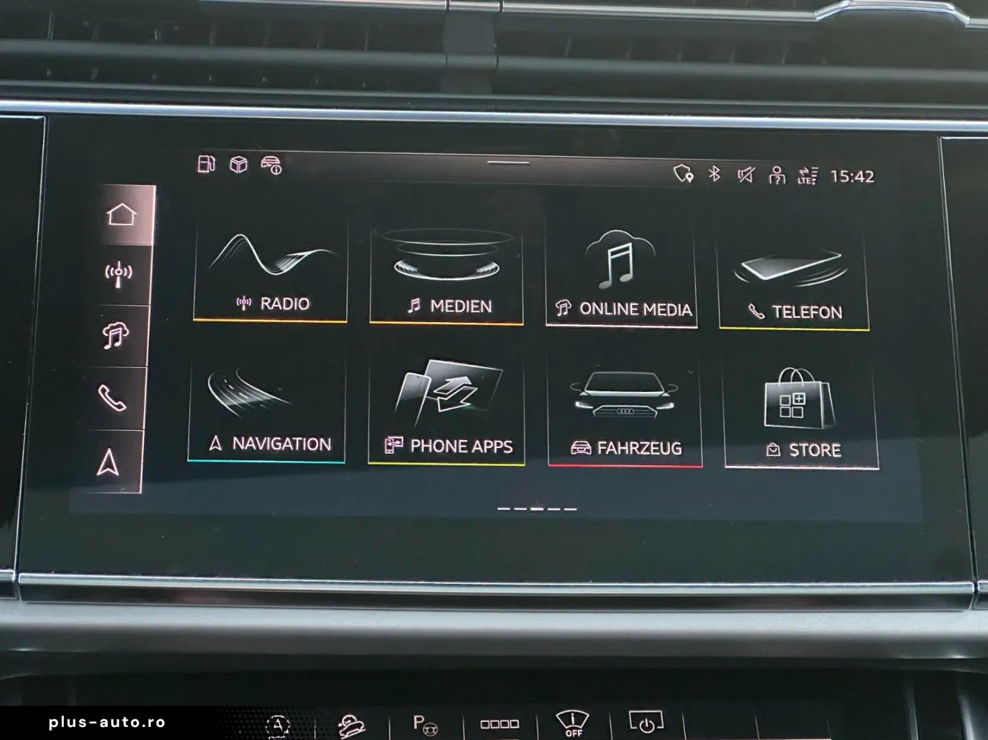 AUDI Q7 55TFSI qu S LINE BLACK HUD AHK PANO 7-SITZER
