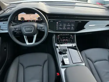 AUDI Q7 55TFSI qu S LINE BLACK HUD AHK PANO 7-SITZER
