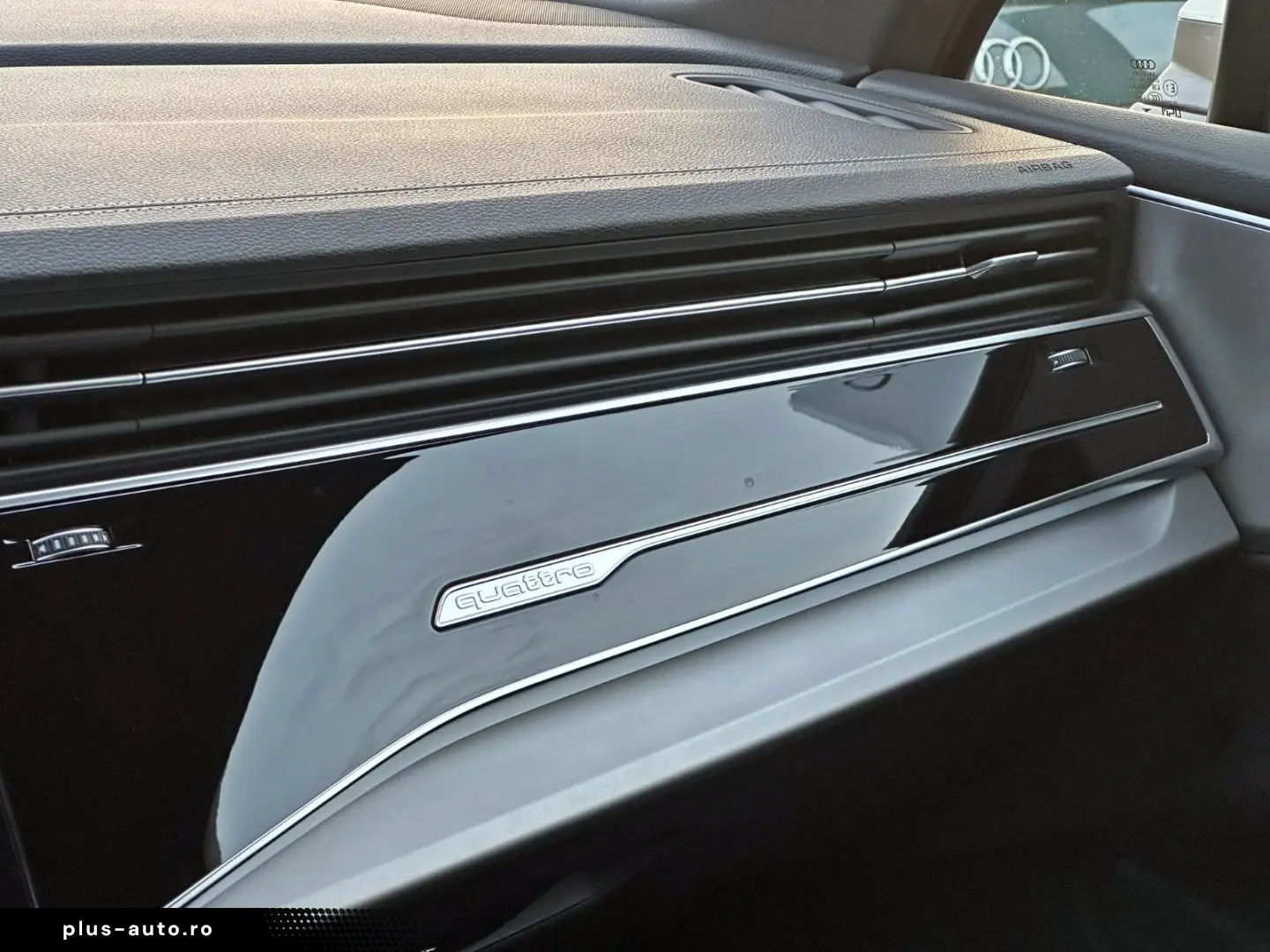 AUDI Q7 55TFSI qu S LINE BLACK HUD AHK PANO 7-SITZER