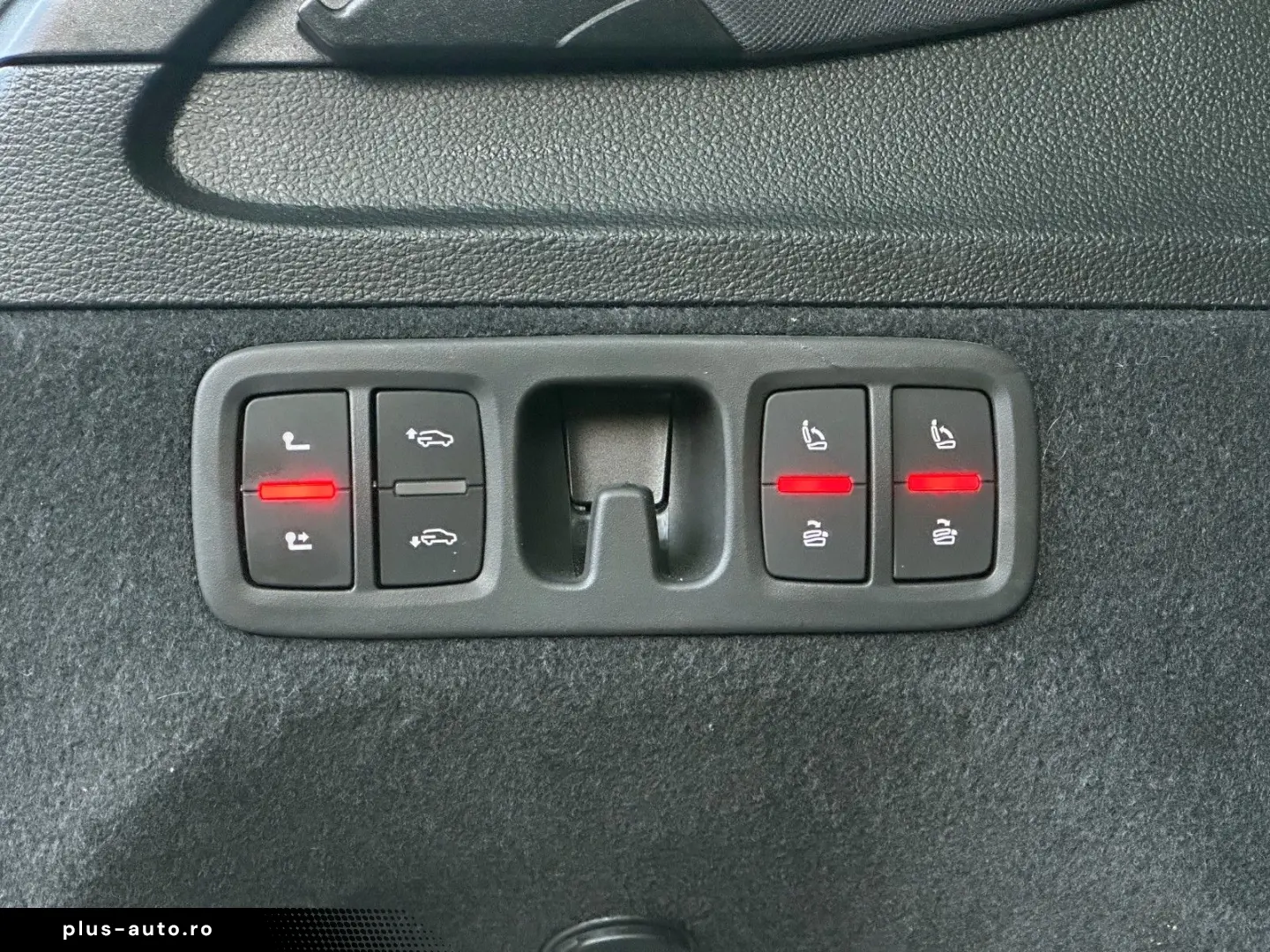 AUDI Q7 55TFSI qu S LINE BLACK HUD AHK PANO 7-SITZER