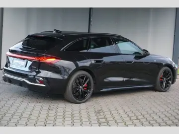 AUDI A5 Avant TDI quattro edition S line Matrix AHK S