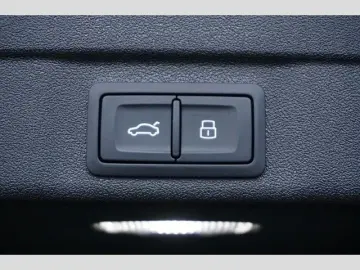 AUDI A5 Avant TDI quattro edition S line Matrix AHK S
