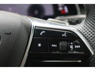 AUDI S6 Avant 3.0 TDI quattro B&O Matrix TopView
